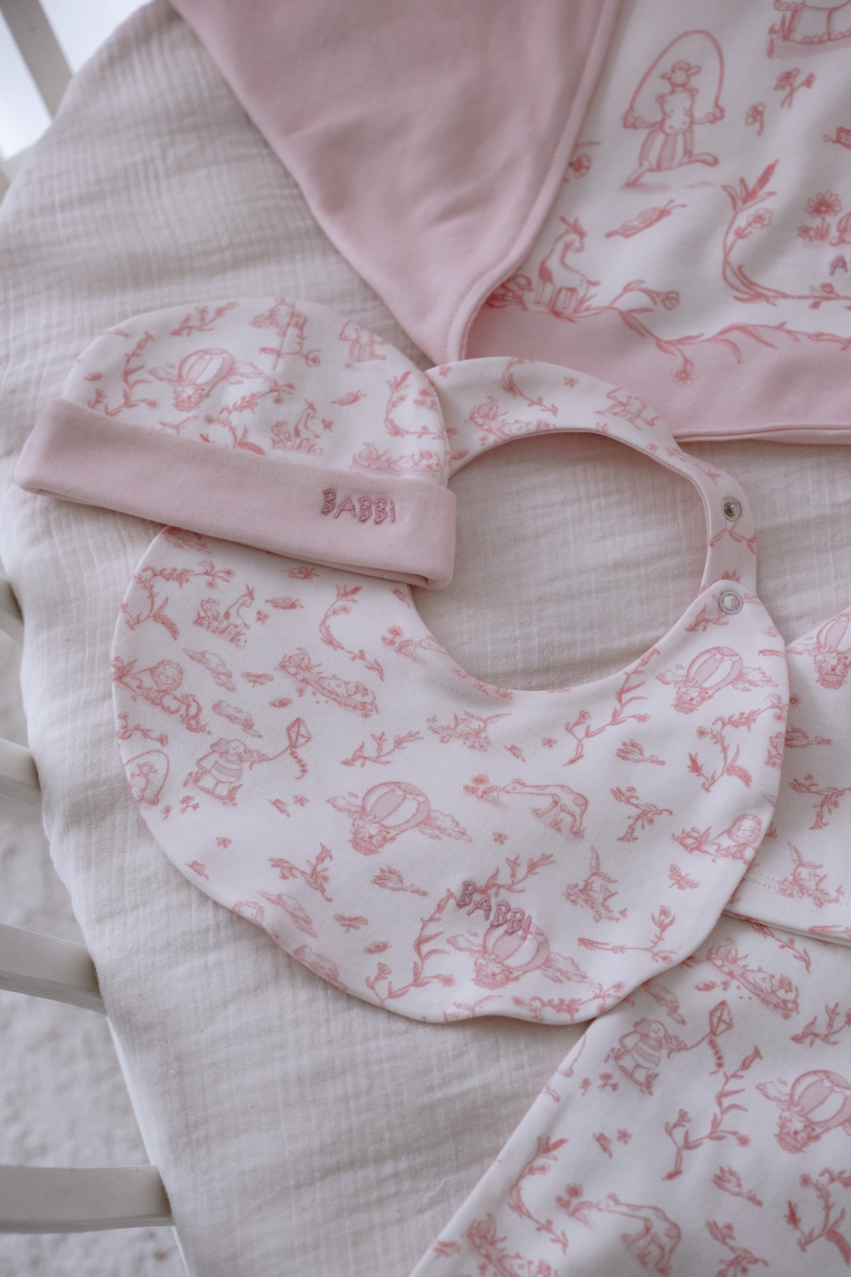 Newborn Set (5-Piece) — Toile De Jouy / Pink