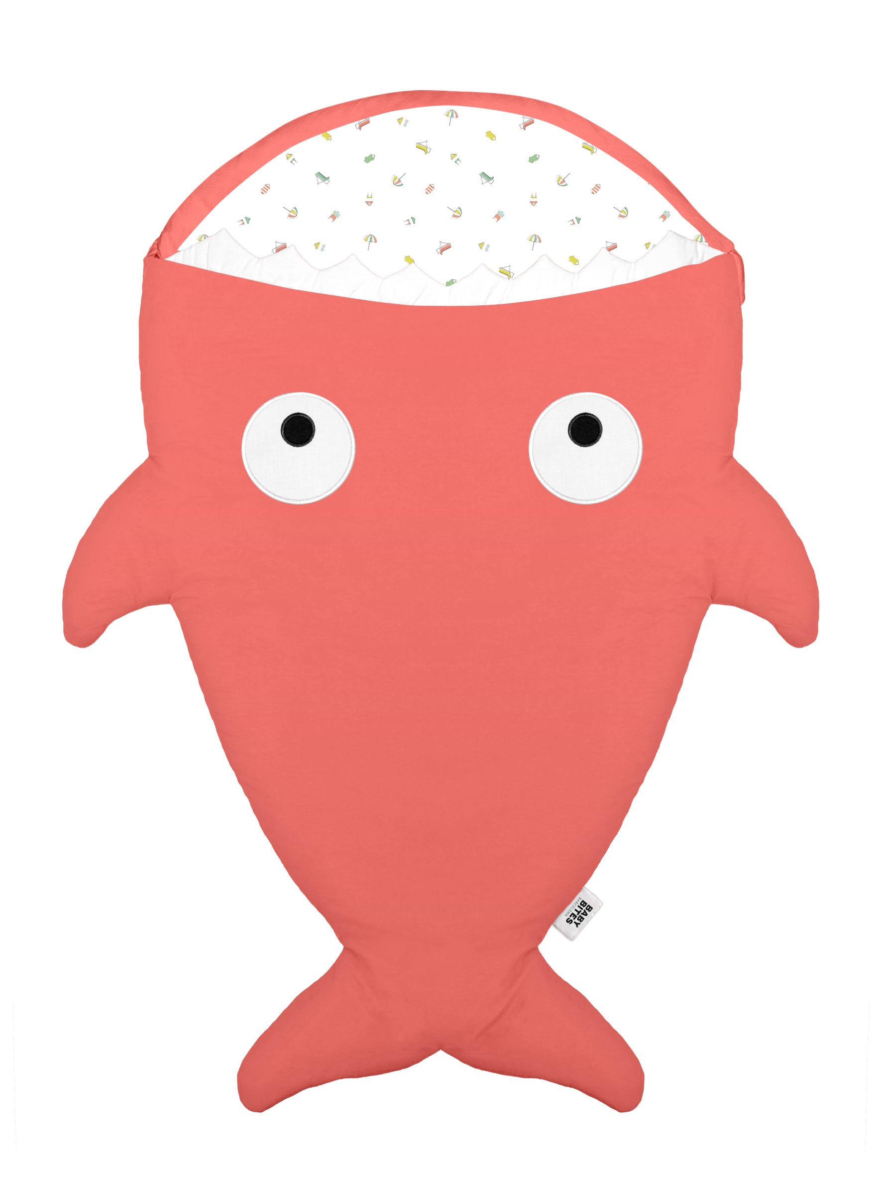 Fishy in CORAL sleeping bag 🐡🎁 .