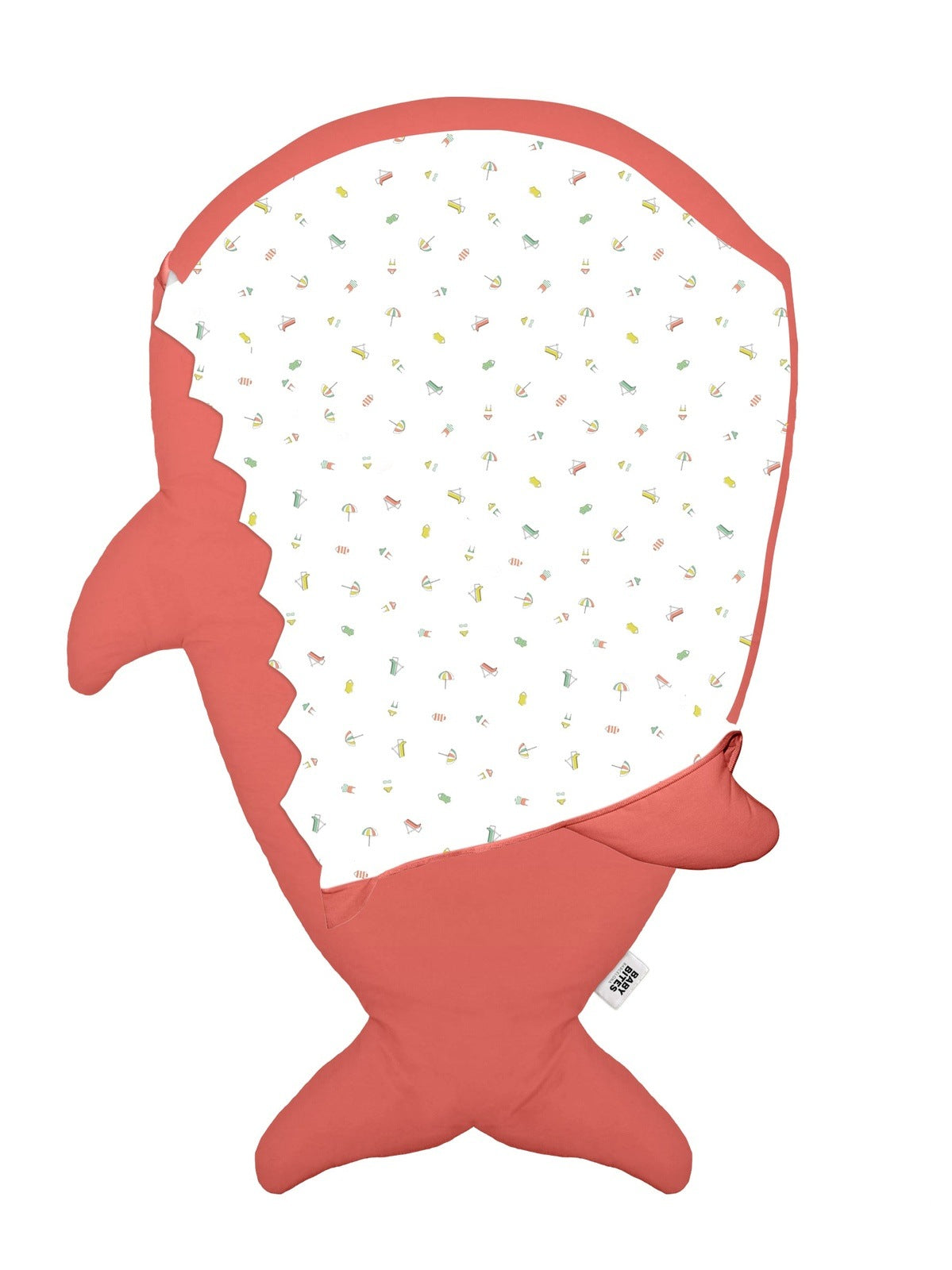 Fishy in CORAL sleeping bag 🐡🎁 .